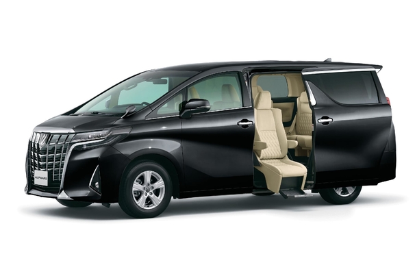 X“サイドリフトアップチルトシート装着車”(4WD)