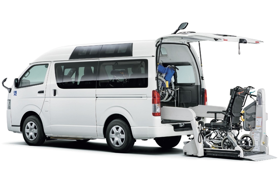 車いす仕様車“Aタイプ”ルーフサイドウインドウ装着車 2WD・2000ガソリン ロング・標準ボディ