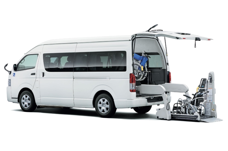 車いす仕様車“Dタイプ”2WD・2700ガソリン スーパーロング・ワイドボディ(3BF-TRH223B-VTZYD)